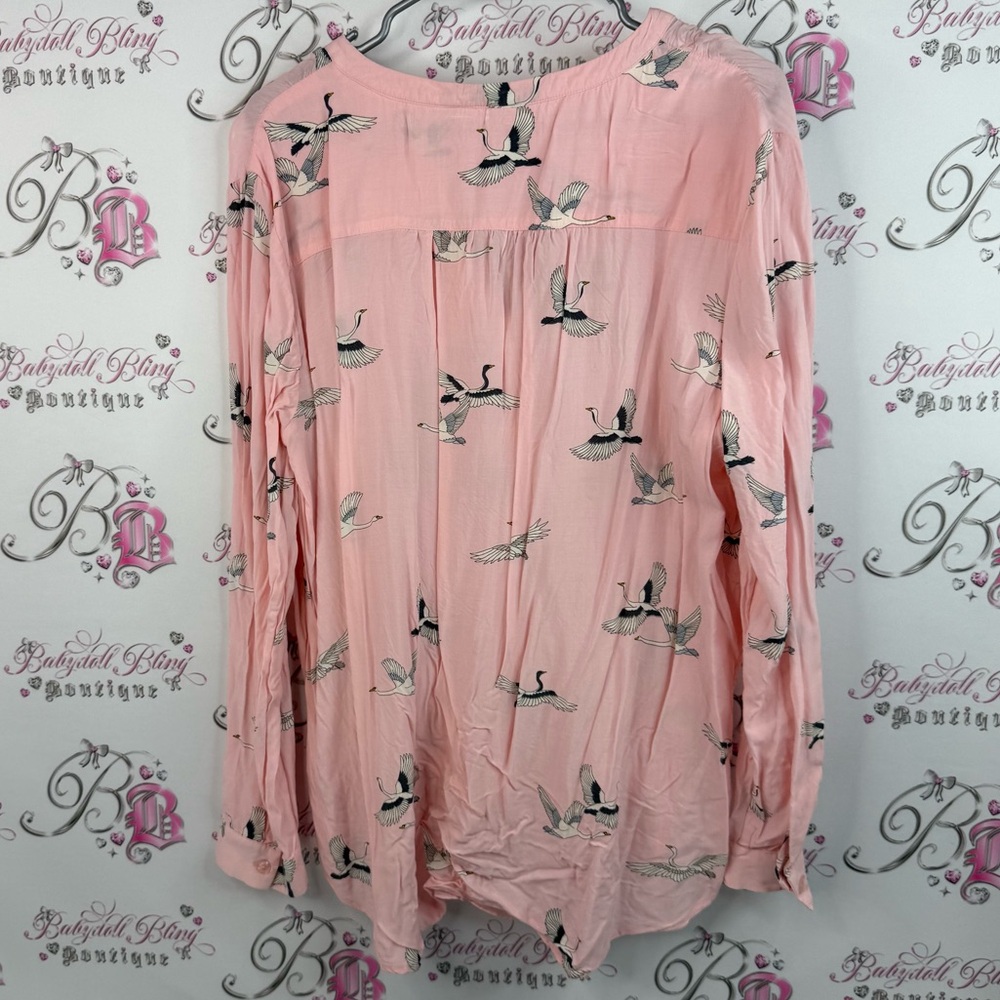 Joules long sleeve shirt, birds, black white Pink Top with Swan Design - Picture 2 of 12
